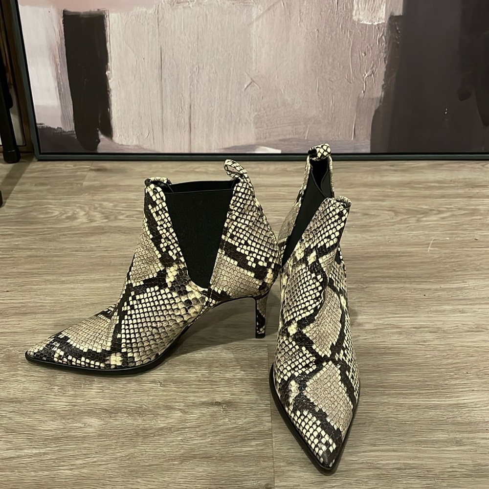 Zara Women Animal Print Ankle Boots 37